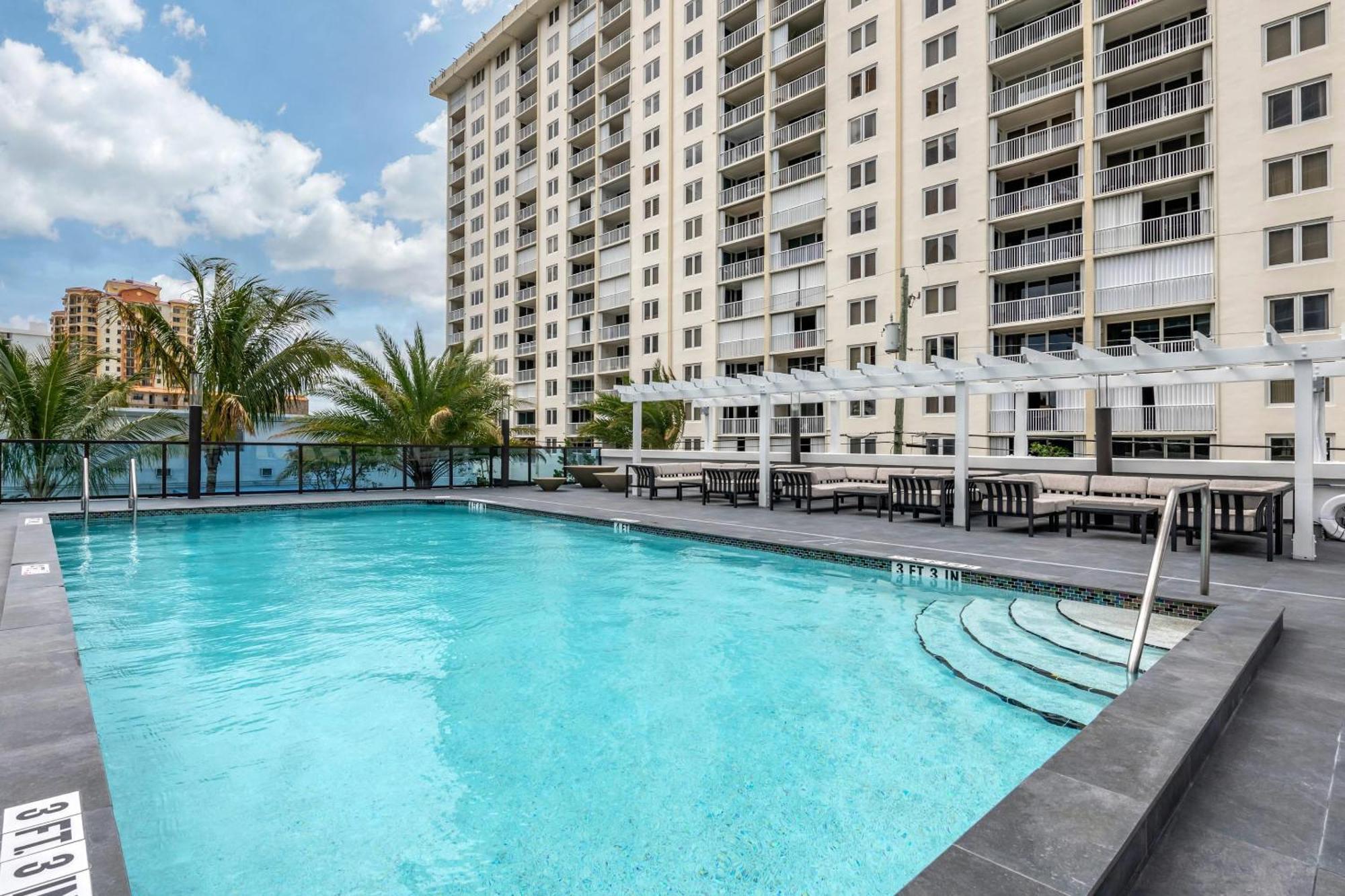 Cambria Hotel Fort Lauderdale Beach Экстерьер фото